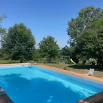 / Piscine Privee * Villeréal